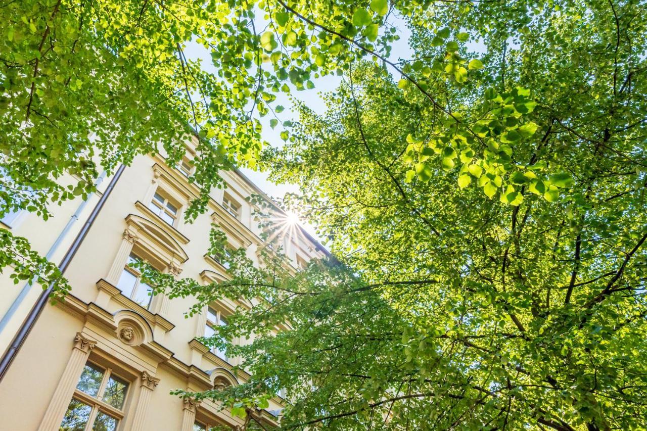 The Strassburger, Stylish 3 Bedroom Apartment In Downtown Berlin Bagian luar foto